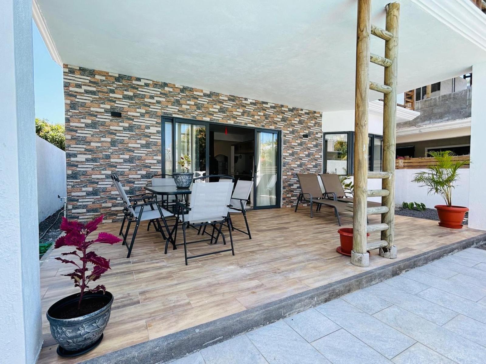 Villa Ellapen Pereybere Beach Екстериор снимка
