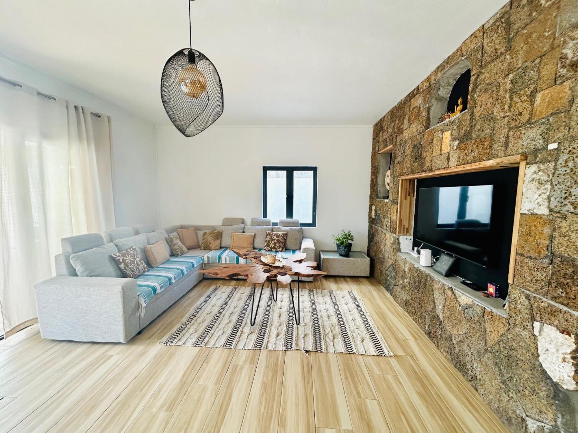 Villa Ellapen Pereybere Beach Екстериор снимка